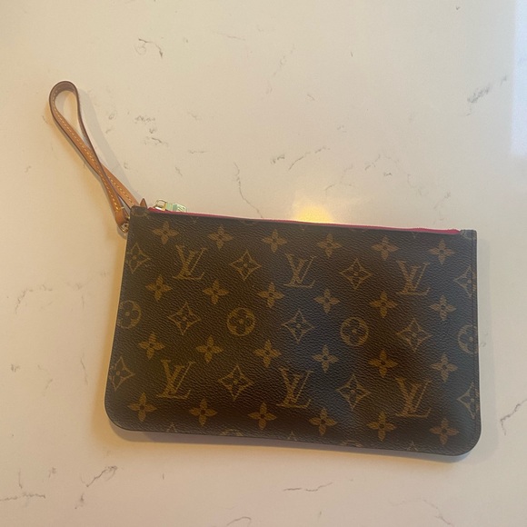 💎GET TWO💎Louis Vuitton Neverfull GM & Clutch - Picture 17 of 17